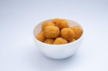 MINI CROQUETE DE PRESUNTO E QUEIJO C/50