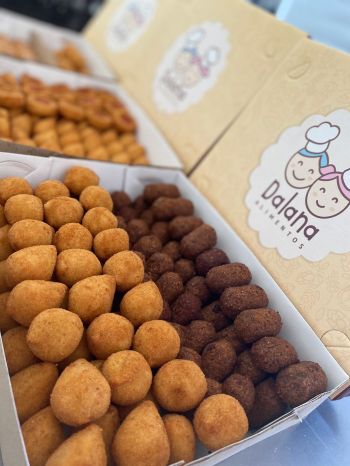 CENTO DE SALGADOS FRITOS